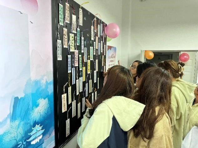 4d7d4d3fef3189baa64f16d4d8f145be.jpg 4d7d4d3fef3189baa64f16d4d8f145be.jpg