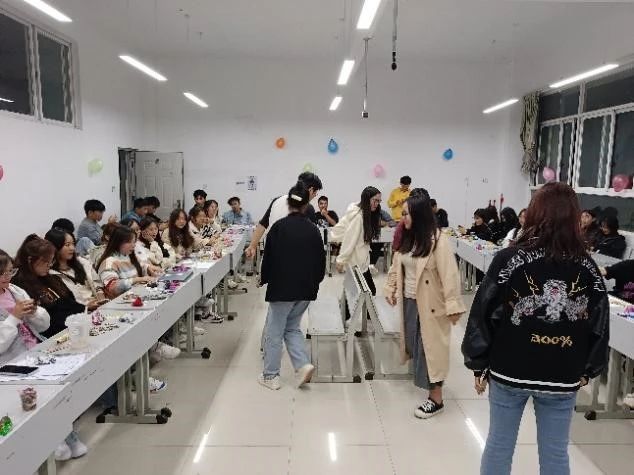 e7507a4a80f2ceeb0f77fa34109c3160.jpg e7507a4a80f2ceeb0f77fa34109c3160.jpg