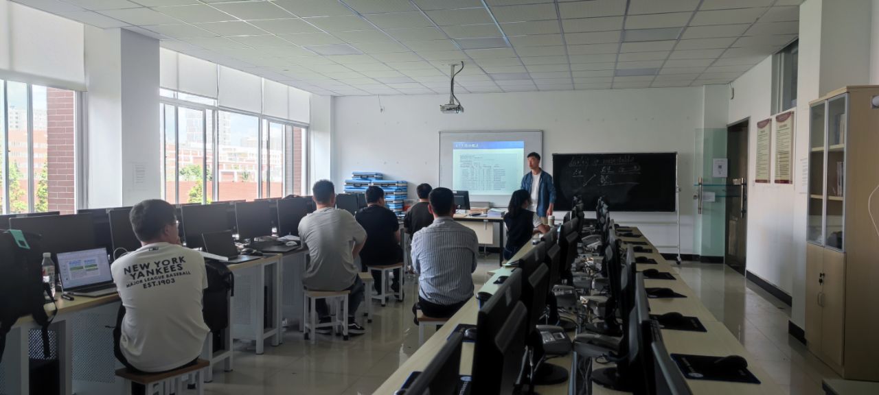 【教研活动】软件工程教研室活动聚焦教学质量提升、安排论文指导与就业工作 第 2 张