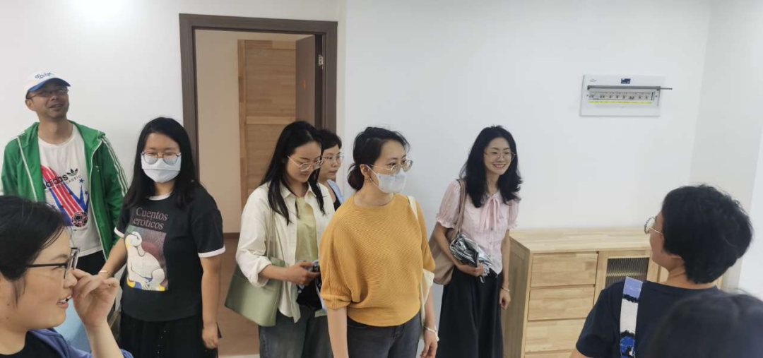 医学院携手云南启翰房地产,共筑“奋斗者之家”——翰文九万里专属福利房参观活动圆满举行 第 2 张 医学院携手云南启翰房地产,共筑“奋斗者之家”——翰文九万里专属福利房参观活动圆满举行 第 2 张