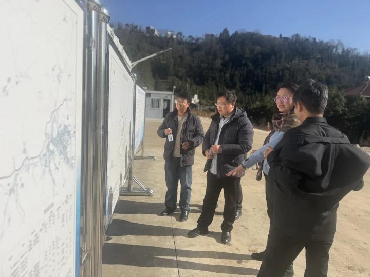 IMG_8028(2)(1).jpg IMG_8028(2)(1).jpg