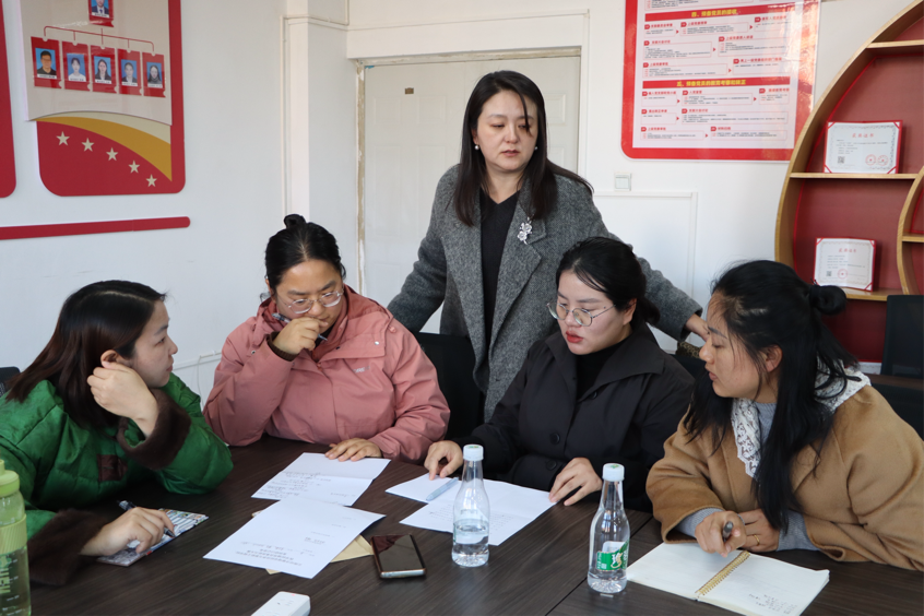 以赛促学强本领 锤炼初心担使命——云南经济管理学院医学院第八届辅导员素质能力大赛圆满落幕 第 17 张 以赛促学强本领 锤炼初心担使命——云南经济管理学院医学院第八届辅导员素质能力大赛圆满落幕 第 17 张