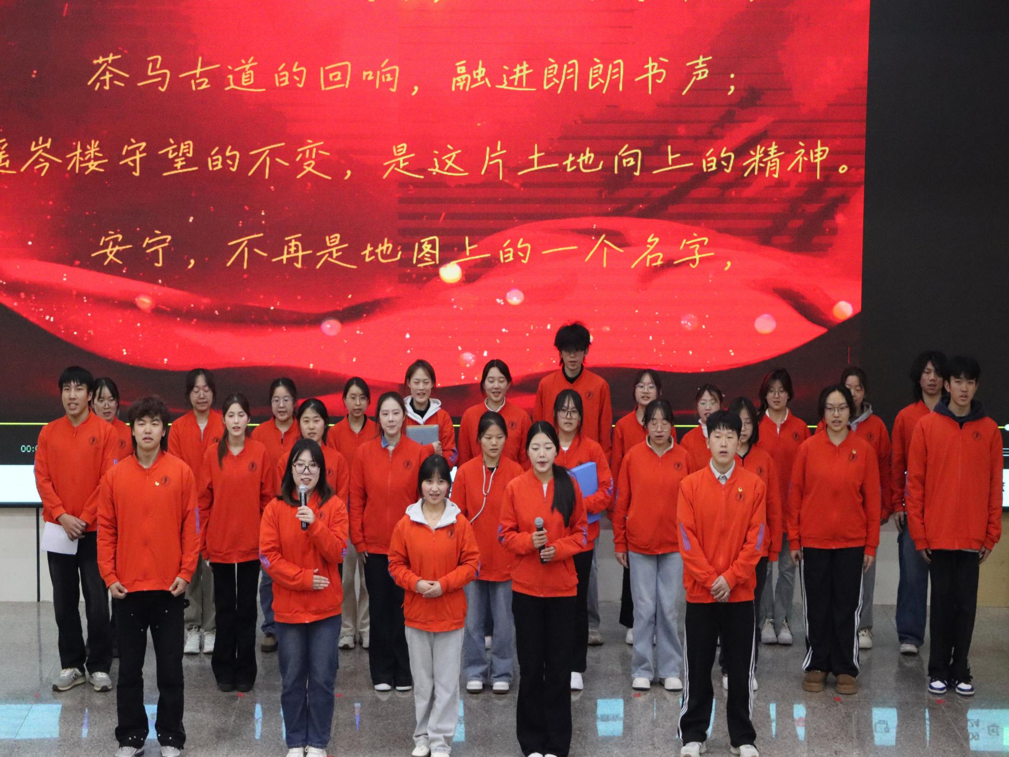 医路耕耘结硕果 仁心逐光启新程——云南经济管理学院医学院2025年度学生表彰大会圆满举行 第 11 张 医路耕耘结硕果 仁心逐光启新程——云南经济管理学院医学院2025年度学生表彰大会圆满举行 第 11 张