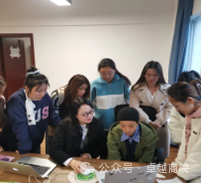 ​商学院成功举办“翰文杯”人力资源大数据分析比赛 第 1 张