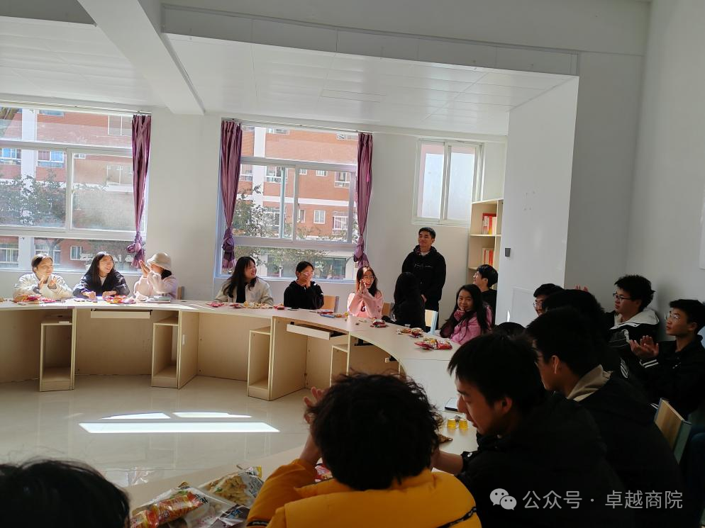 20级电子商务校友返校,助力24级新生社会实践与职业规划 第 3 张 20级电子商务校友返校,助力24级新生社会实践与职业规划 第 3 张