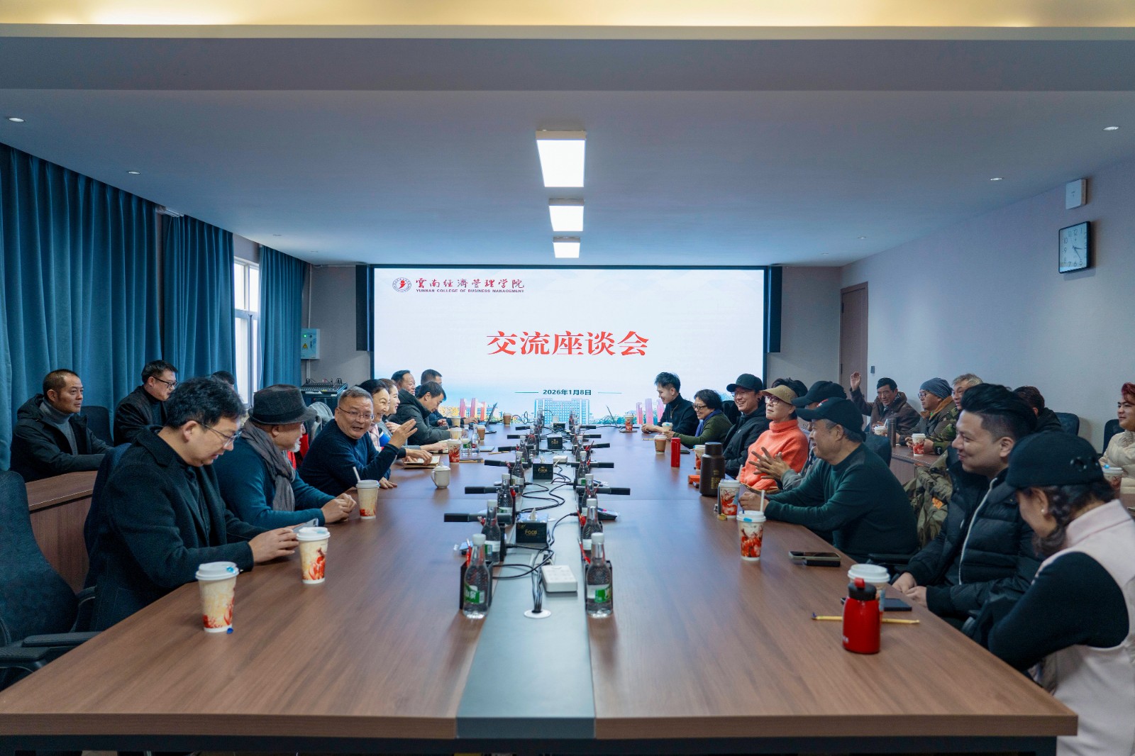 著名演员于荣光到访云经管‼️ 第 6 张