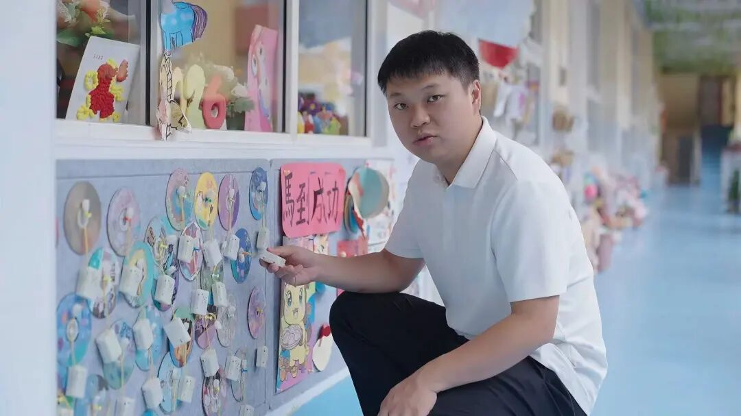 杨千沛妈妈：校园到婚纱，儿子儿媳都考上编了‼️ 第 8 张